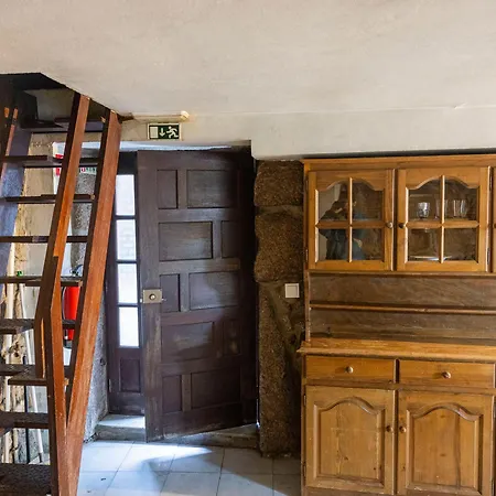 여관 Casa Dos Cobertos *